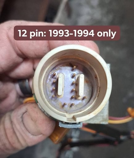 4L60E 12-pin case connector pin side, 1993-1994